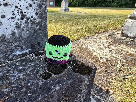 ⚡ Frankenstein Ghost Plushie 👻 | Creepy Halloween Crochet Monster 💚