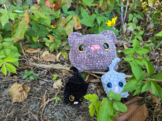 🐱 Mommy Cat & Baby Kittens Plushies | Adorable Handmade Crochet Family